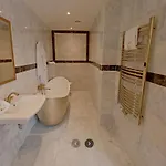 Friedrich Franz Palais فندق 4*
