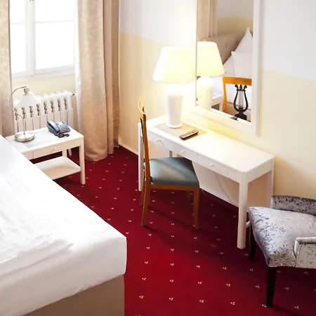 Friedrich Franz Palais Szálloda