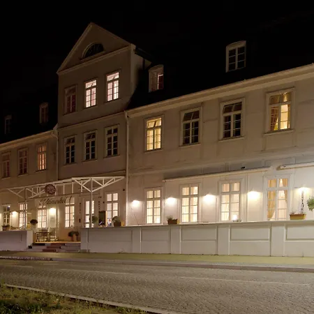 Friedrich Franz Palais باد دوبيران