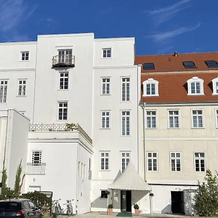 فندق Friedrich Franz Palais 4*