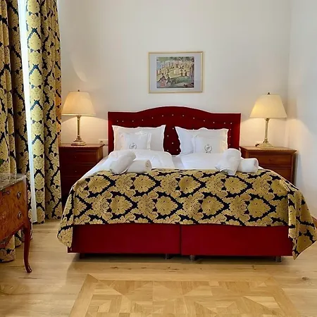 Szálloda Friedrich Franz Palais 4*