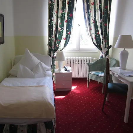 Friedrich Franz Palais Szálloda